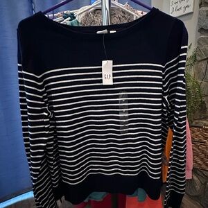 Navy Sweater Shirt GAP Size Medium NWT